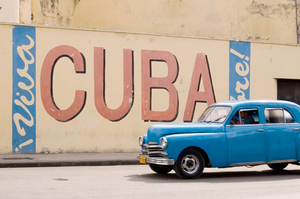 FEATURE A wall painting in Havana urging liberty for Cuba(FEATURE)
