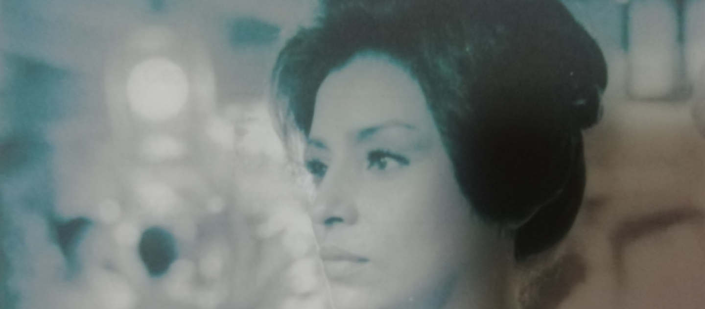 a scene of a beautiful young woman from the movie Cecilia